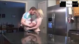 سكس اجمل بنات العالم مترجم وقذف داخل كسها اخوات