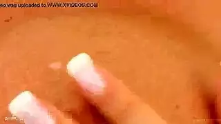 صغيرة دة بزاز