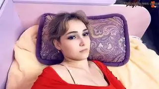 اخ ينيك اخته على الكنبه و