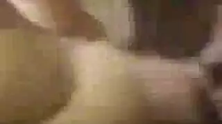 مراهقة آسيوية هاوية لطيفة تقدم مصًا فوضويًا