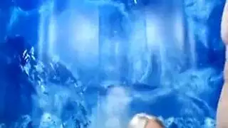 زوج مثار وزوجة تطلبان طرفًا ثالثًا لجنس جماعي قاسٍ