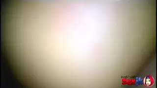 شخص غريب ينيك جزائرية بنية في فيلم خارجي إكس إكس إكس